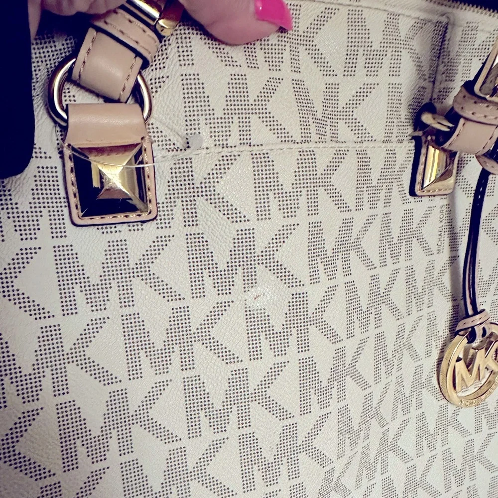 MICHAEL KORS SIGNATURE VANILLA SHOPPING TOTE SHOULDER BAG - Picture 6 of 14